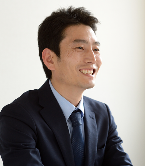 調達管理 鈴木 賢二